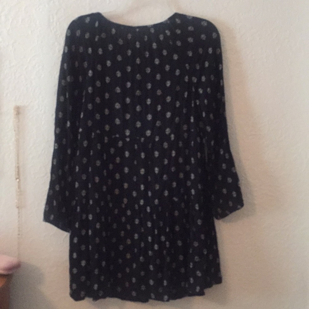 Dress - Picture 5 of 5